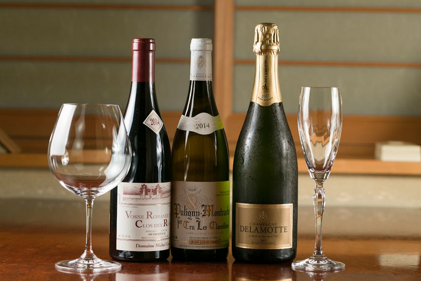 握りや料理と楽しみたいワインやシャンパンも