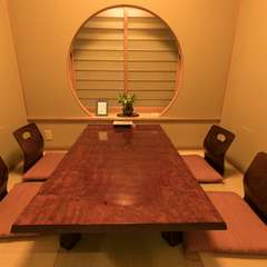 趣のある和の個室は接待や会食に最適です