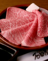 当店いち推しの『石垣牛の焼きしゃぶ』をご提供させていただきます