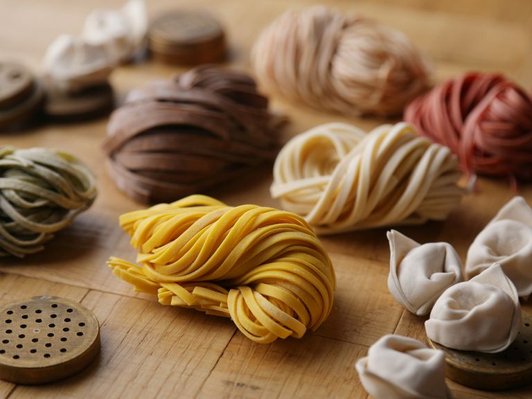 シェフ渾身の『クラフトパスタ』を斬新なメニューで味わう