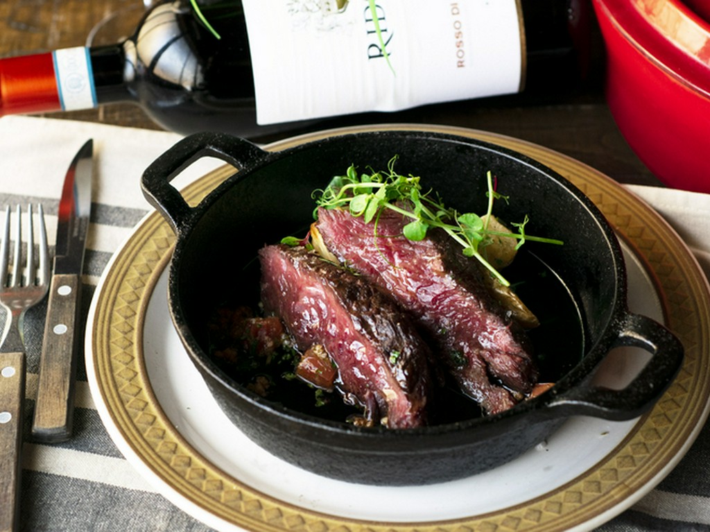 牛サガリ肉　炭焼きビステッカ　モンタルチーノ