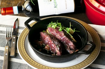 牛サガリ肉　炭焼きビステッカ　モンタルチーノ