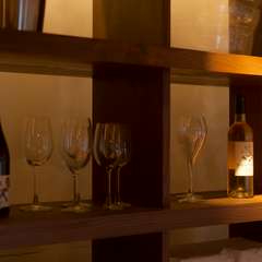 バリエーション豊富なお酒を飲み放題で飲みつくす！