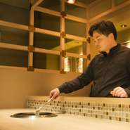 ふぐ料理を楽しみに来たお客様が、気持ちよく食事をして帰っていただけるようなサービスを心がけています。痒い所に手が届くような接客ができるようスタッフ一同努力しています。
