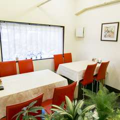 日常を忘れてゆったりと寛げる、癒しのダイニング