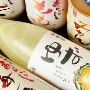 厳選された国産の果実だけを使用した梅乃宿あらごし『こだわりの和リキュール』シリーズ。日本酒がベースでまろやかさやコクがあるリキュール。女性はもちろん男性にも人気なので、ぜひご賞味あれ。