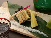 新鮮な鰻だからこそのおいしい食べ方！　『三河産の鰻の炭火焼き』