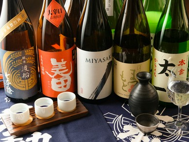 利き酒師が厳選して仕入れる、日本各地の日本酒