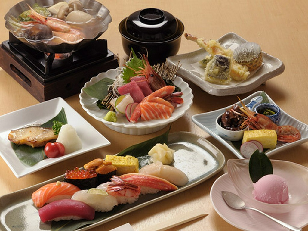 旬の魚・海鮮そのものの素材の味を堪能できる