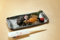 日本酒によく合う『あわびのウニ隠し』