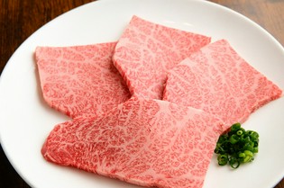 A5・A4ランクの黒毛和牛の中でも、その時一番いい肉を厳選