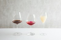 ノンアルコール派の方が食中酒の替わりに味わえるフルーツジュース、お茶、ジンジャーエールなどを取り揃え。国産のこだわりのある生産者がつくる逸品ばかりです。