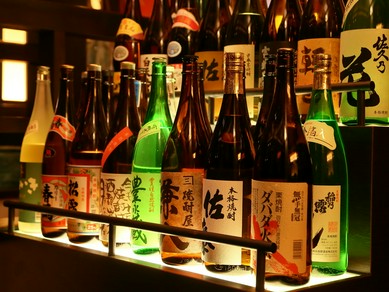 串カツに合う焼酎が、約40種類もの品揃え