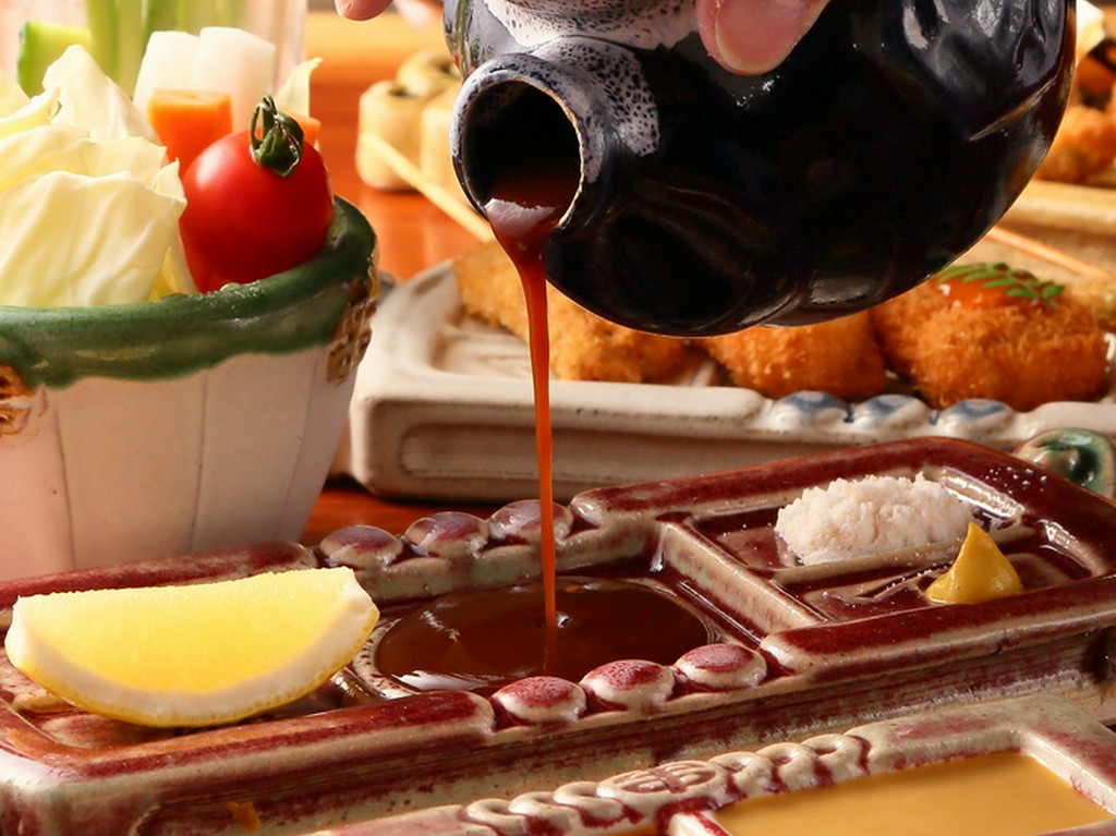 創業以来こだわり続ける伝統の味「【串の坊】オリジナルソース」