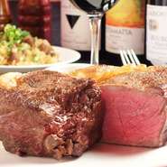 上質なお肉の旨味が溢れ出すダイナミックな600ｇの塊ステーキをお楽しみ下さい！！