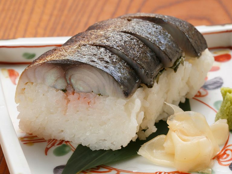 しめ鯖寿司（4切）