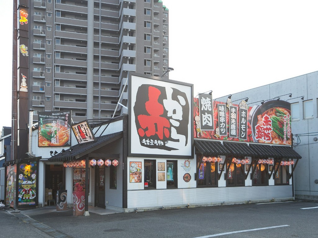 楽しい会話が飛び交う店は何度も通いたくなる場所に