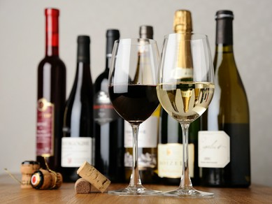 厳選ワインはイタリア料理に欠かせない