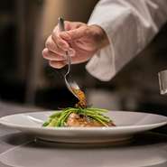 季節の食材を使い上質な空間をお届け致します。