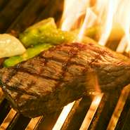 A4ランクの黒毛和牛をじっくりと炭焼きで焼きあげました。
