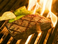 A4ランクの黒毛和牛をじっくりと炭焼きで焼きあげました。
