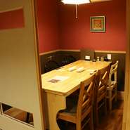 当店唯一のテーブル完全個室(6名様まで）