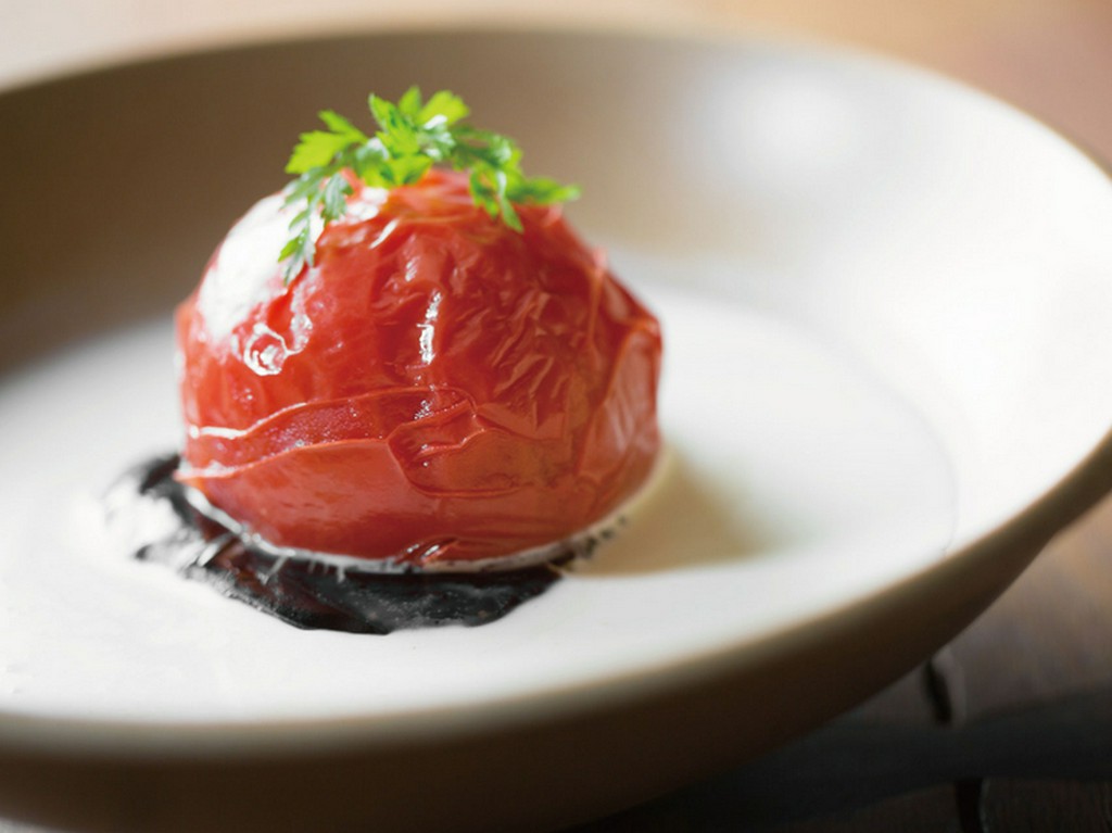 『名物！完熟とまとの天火焼き since1999』はリピート率80%