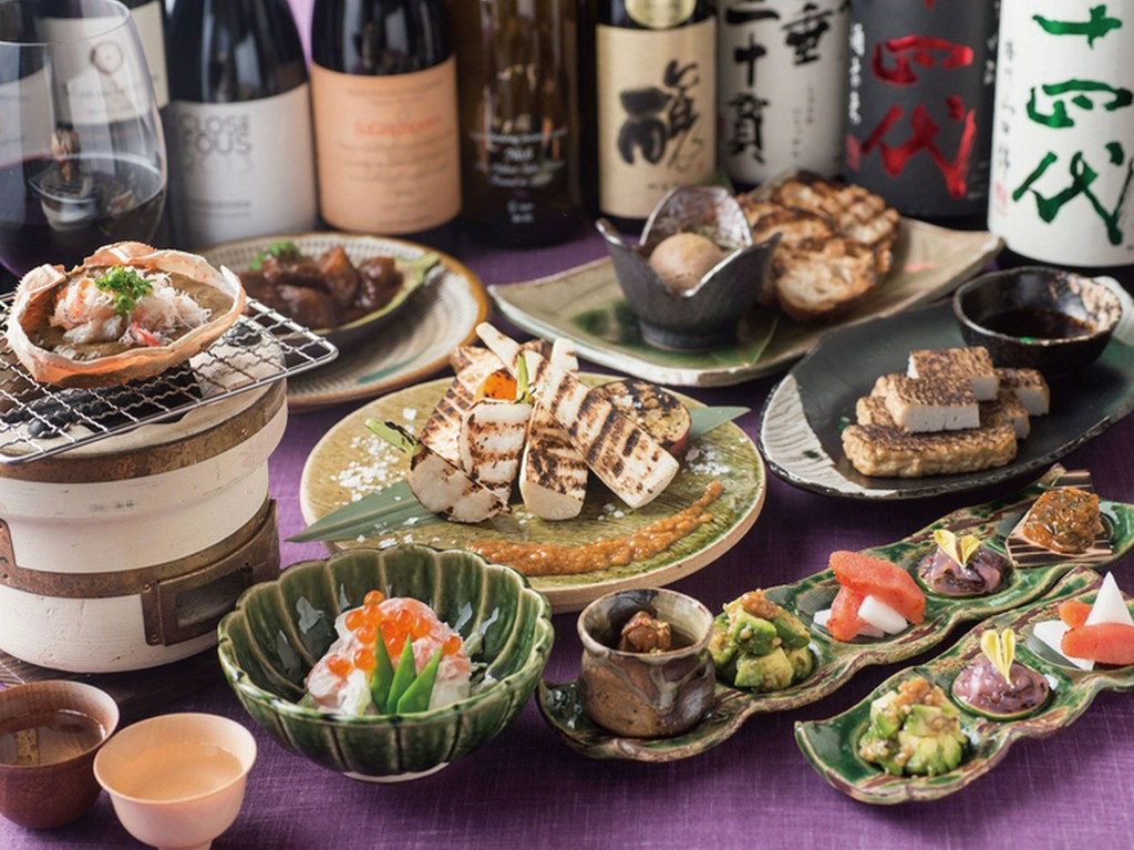 50銘柄のワインとペアリングするお料理の数々
