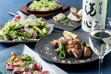 人気のとまとの天火焼や、ふわとろお好み焼きをはじめ、鮮魚のお造里等かゆいところに手が届いた内容です。
