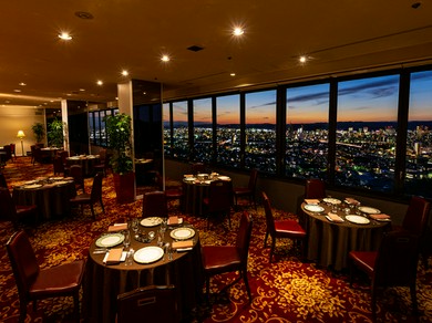 13階レストラン　アルカンシェール