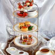 アフタヌーンティーセット　～ 苺とショコラ ～