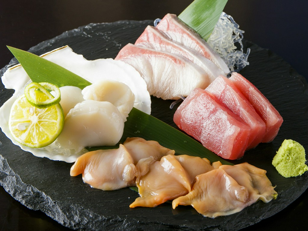 その日の旬の味わいを堪能する『造り五種』