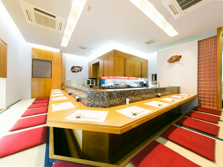 落ち着いた雰囲気の中で流れる、2人だけの甘いひととき