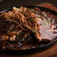 ちゃんぽん麺／イカ／エビ／豚肉／ベーコン／玉子