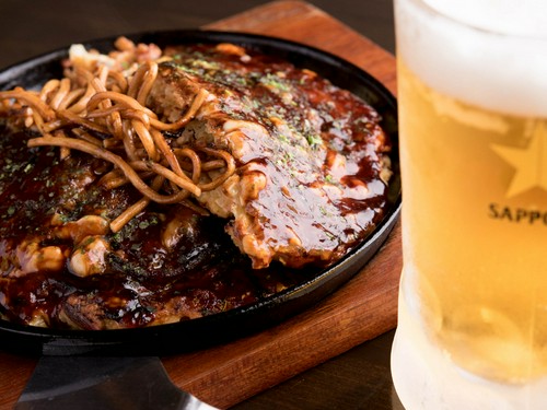 香ばしいお好み焼・鉄板焼に、良く合うビールの喉越し