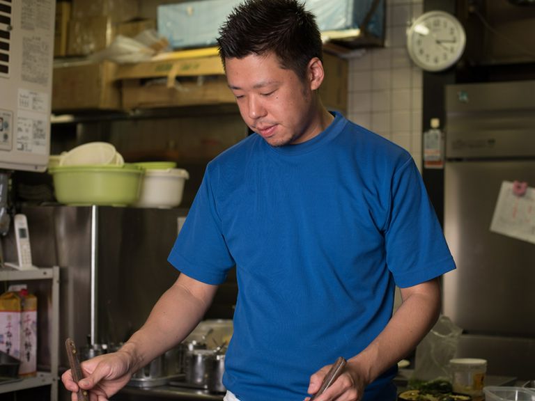 ゆったりと、気持ちよく食事を楽しんで頂けように、心を配る