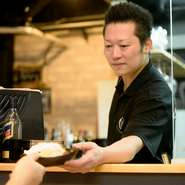 食材にもよりますが、メニューにない料理でもリクエストがあれば提供するようにしています。あらかじめ予約していただければ、事前に食材を仕入れお客様にお届けいたします。