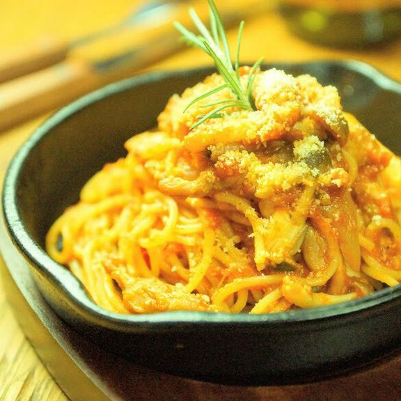 肉料理とお酒を思い切り楽しむ女子会