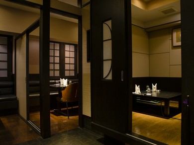 プライベートな時間が過ごせる、2名から利用できる個室