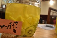 旬の果物を漬け込んだフルーティで飲みやすいワインです。
リピート間違いなし！