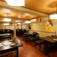 デートの選択肢としてもおすすめの【鶏きち】。アットホームなお店のため、付き合いたてのデートにもおすすめ。和やかな雰囲気のなかで美味しい料理を味わえば、自然と会話も弾むことでしょう。