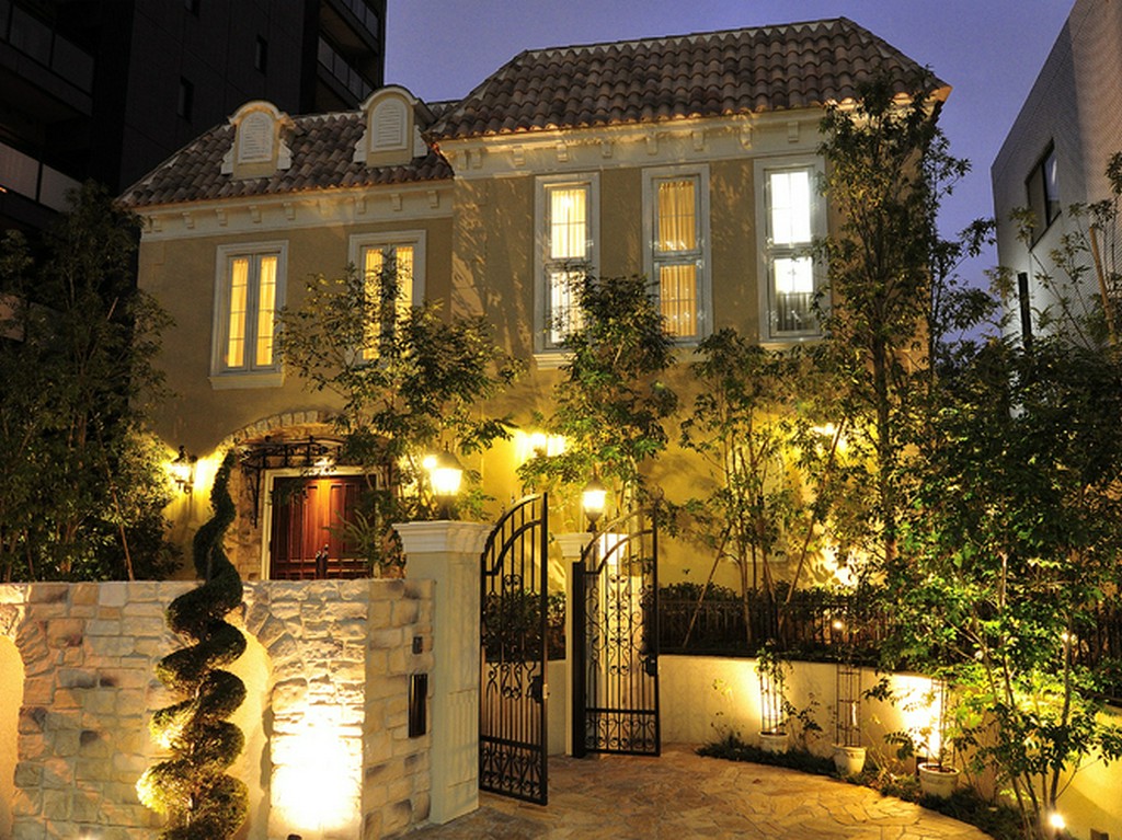 フランスの瀟洒な邸宅を思わせる一軒家レストラン