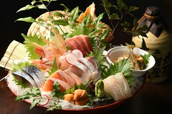 신·하코다테시장 도다역 앞점