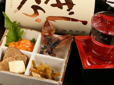 【地酒×肴×蕎麦】店主おすすめの地酒が月替わりで楽しめます！