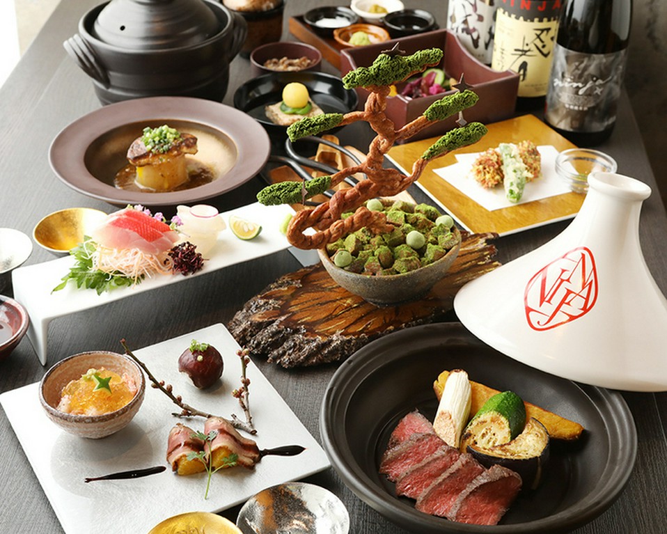 近江牛ステーキ石窯焼きと忍者のサービスで会食・接待に好評♪