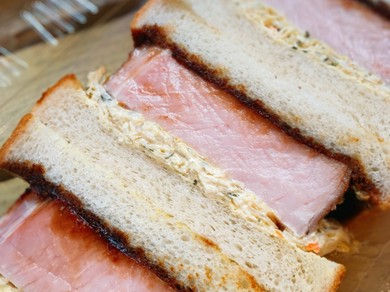 やわらか厚切りローストポークサンド