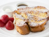 独特のフワフワ食感が人気『フラッフィーフレンチトースト』