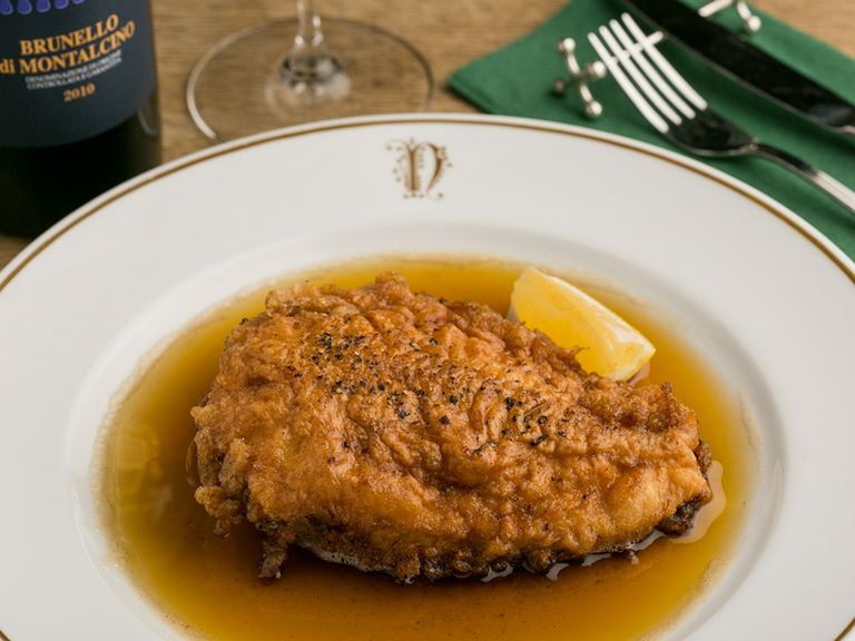 すましバターが香ばしいトスカーナの郷土料理『赤鶏のバターチキン』
