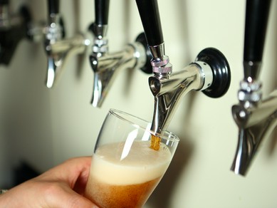 飲み比べが楽しい！　常時8種以上の国産クラフトビールをご提供