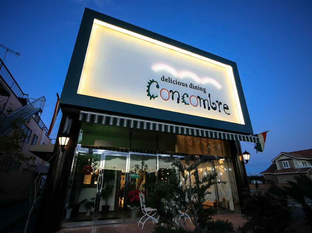 美味満載を楽しみつつ、肩肘を張らずに過ごせるおしゃれな空間